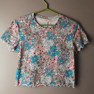 New BCBGeneration Short Sleeve Cropped T-shirt | Floral Garden Small